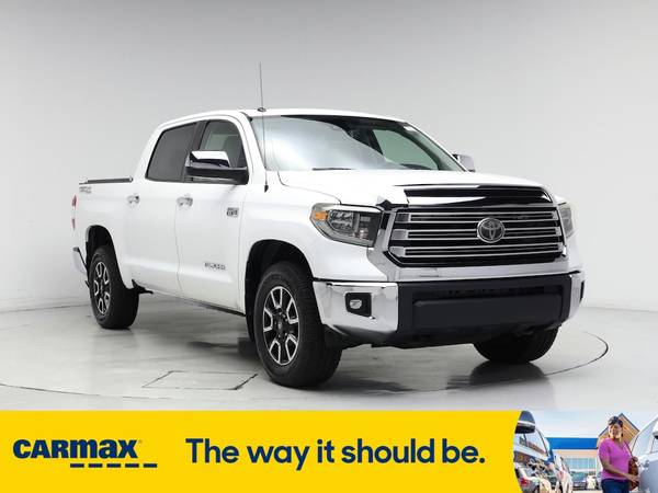 Toyota Tundra with VIN: 5TFFY5F10JX236897