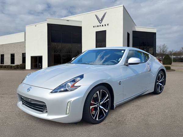 Nissan 370Z with VIN: JN1AZ4EHXLM821235