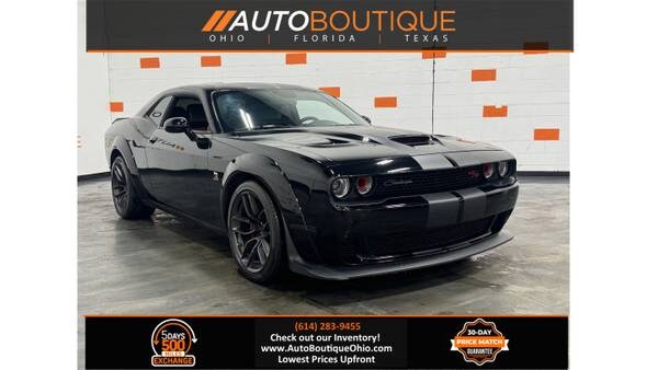 Dodge Challenger with VIN: 2C3CDZFJ9NH113653