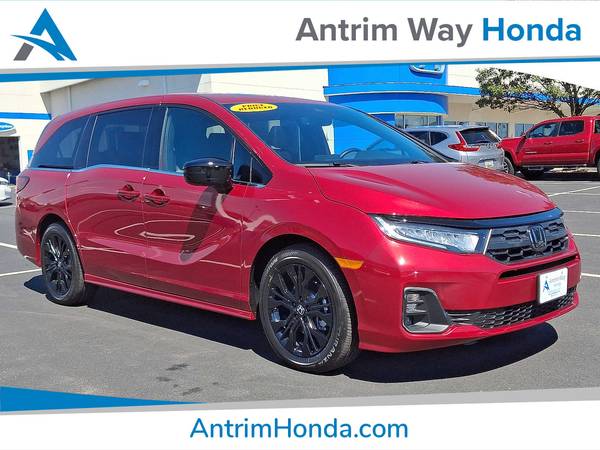Honda Odyssey with VIN: 5FNRL6H79SB058034