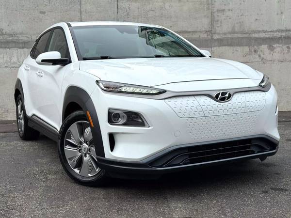Hyundai Kona Electric with VIN: KM8K33AG1MU133101