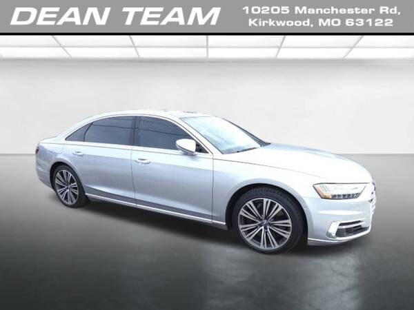 Audi A8 with VIN: WAU8EAF81KN024432