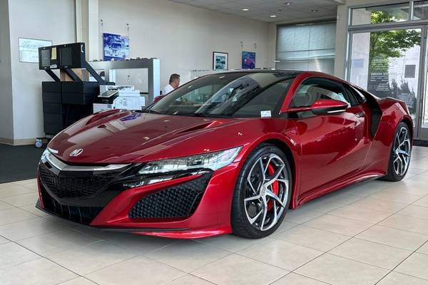 Acura NSX with VIN: 19UNC1B07HY000298