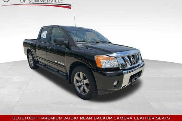 Grille Kit | NISSAN TITAN SL 2015