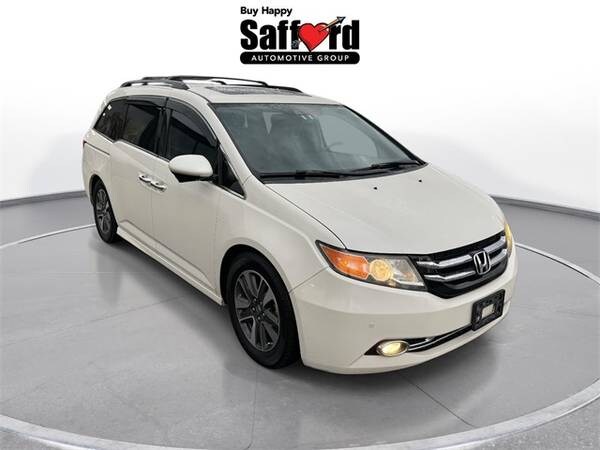 Honda Odyssey with VIN: 5FNRL5H91FB118437