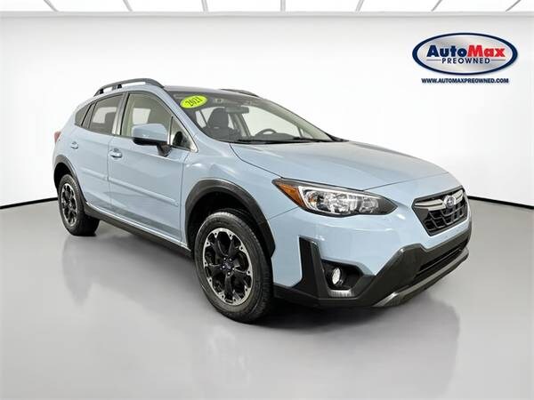 Subaru Crosstrek with VIN: JF2GTAPC3M8243287