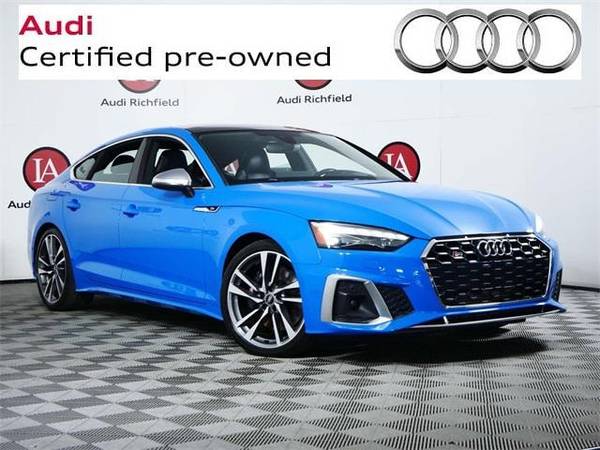Audi S5 with VIN: WAUB4CF55MA046776