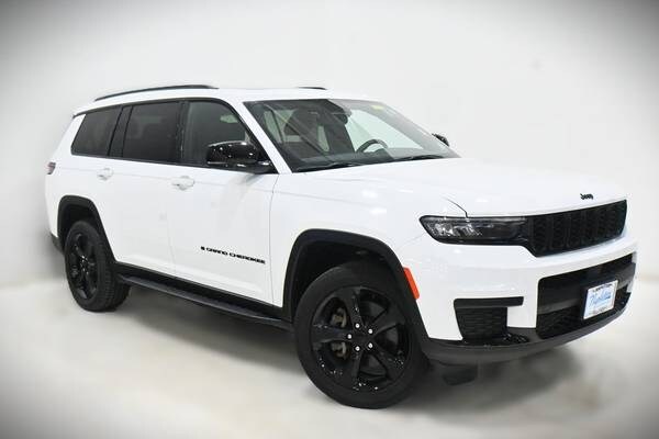 Jeep Grand Cherokee L with VIN: 1C4RJKAG3N8538048