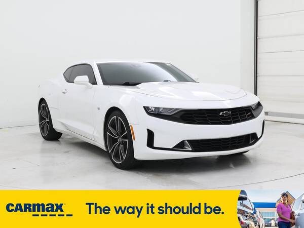 Chevrolet Camaro with VIN: 1G1FD1RX1M0132185