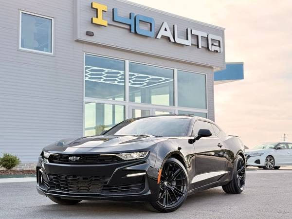 Chevrolet Camaro with VIN: 1G1FH1R79P0123159