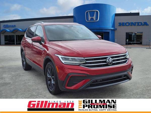Volkswagen Tiguan with VIN: 3VV2B7AX4NM035539