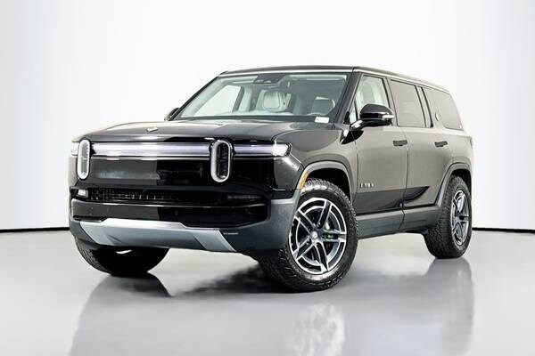 Rivian R1S with VIN: 7PDSGBBA4SN053532
