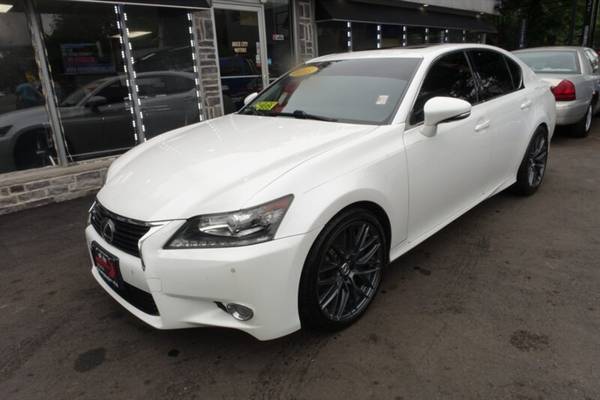 Lexus GS 350 with VIN: JTHBE1BL6FA015224