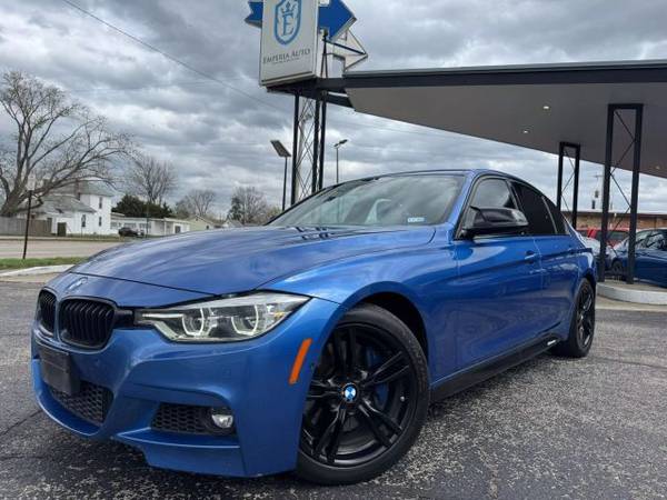 BMW 3 Series with VIN: WBA8B3G53GNT62334