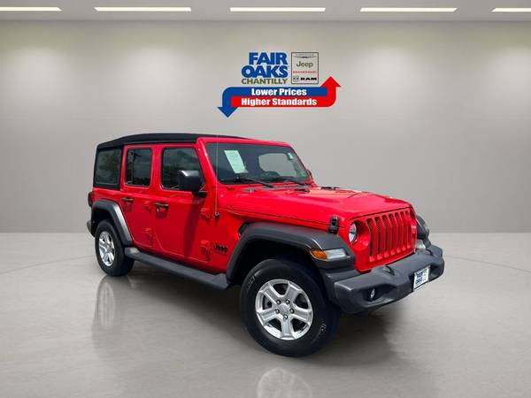Jeep Wrangler with VIN: 1C4HJXDGXNW195285