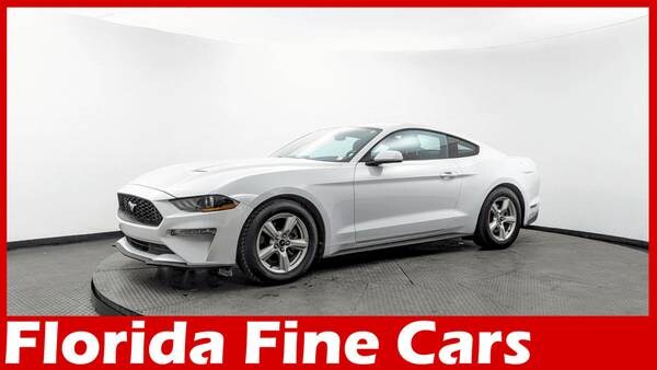 Ford Mustang with VIN: 1FA6P8TH7K5203825
