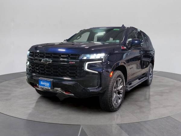 Chevrolet Tahoe with VIN: 1GNSKPKLXRR211869