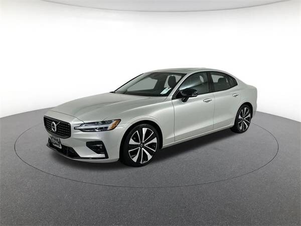 Volvo S60 with VIN: 7JRL12TZ9NG154190
