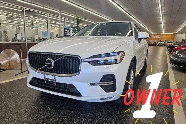 2022 Volvo XC60 B5 Momentum