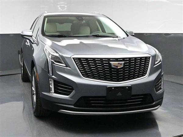 Cadillac XT5 with VIN: 1GYKNDR49NZ119010