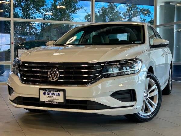 Volkswagen Passat with VIN: 1VWWA7A37LC008086