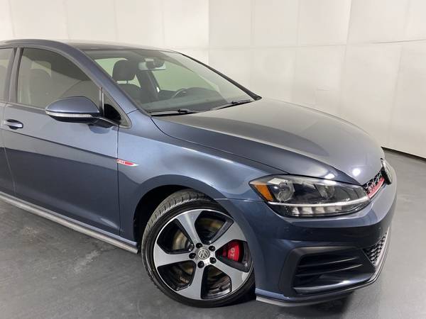 Volkswagen Golf GTI with VIN: 3VW5T7AU0KM001850