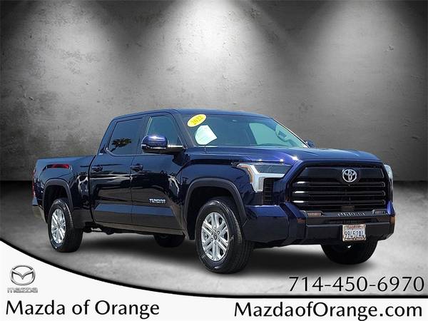 Toyota Tundra with VIN: 5TFLA5BC0NX001596