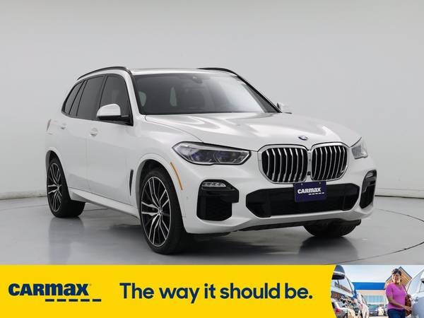 BMW X5 with VIN: 5UXCR6C54KLL07622