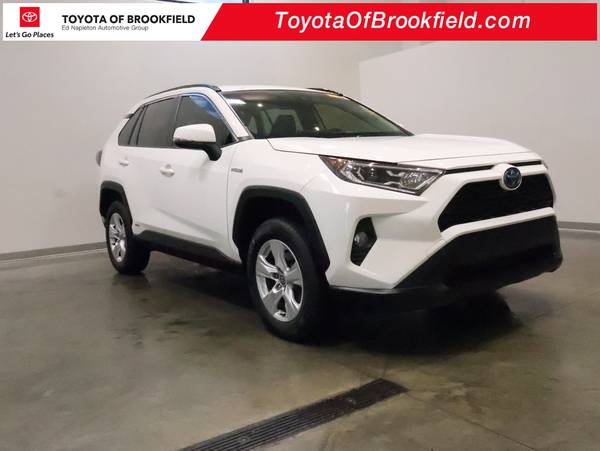 Toyota RAV4 Hybrid with VIN: JTMRWRFV8MD133939