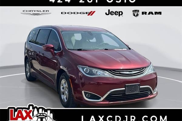 2018 Chrysler Pacifica Hybrid Touring Plus Plug-In Hybrid