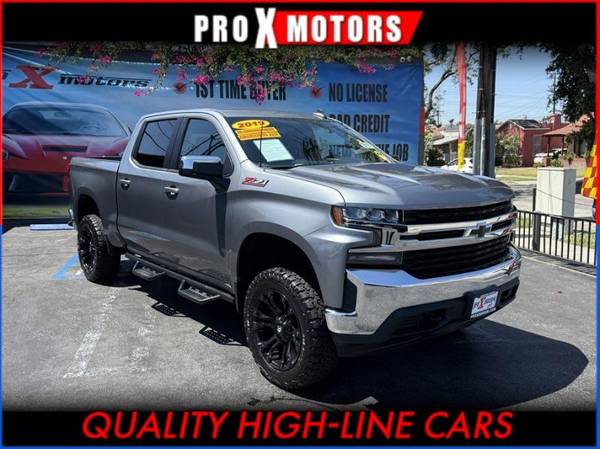 Chevrolet Silverado 1500 with VIN: 3GCUYDED6KG145913