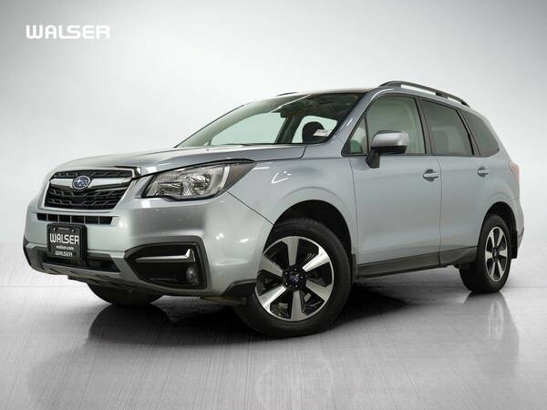 Subaru Forester with VIN: JF2SJAGC1JH414162