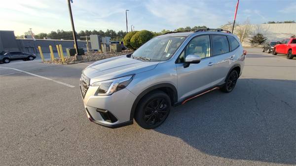 Subaru Forester with VIN: JF2SKAJC8PH425979