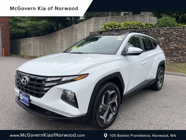 Hyundai Tucson with VIN: KM8JFCA14NU067773