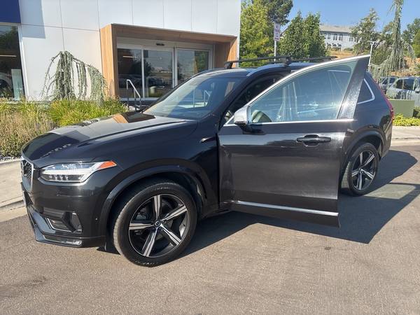 Volvo XC90 with VIN: YV4A22PM1K1478618