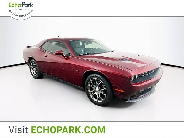 Dodge Challenger with VIN: 2C3CDZGG0HH641346