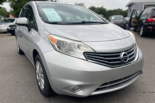 2014 Nissan Versa Note 1.6 SV Hatchback