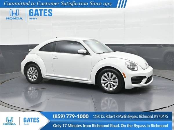 Volkswagen Beetle with VIN: 3VWFD7AT1KM707962