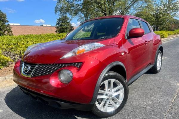 2012 Nissan Juke SV Hatchback