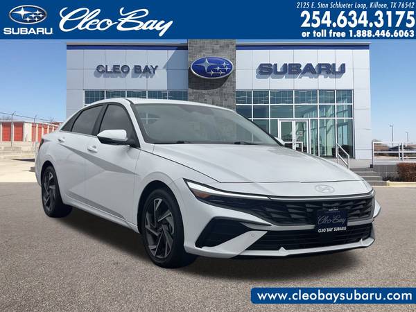 Hyundai Elantra Hybrid with VIN: KMHLN4DJ3RU111586