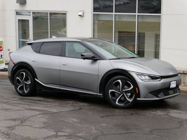 Kia EV6 with VIN: KNDC3DLC3N5036079