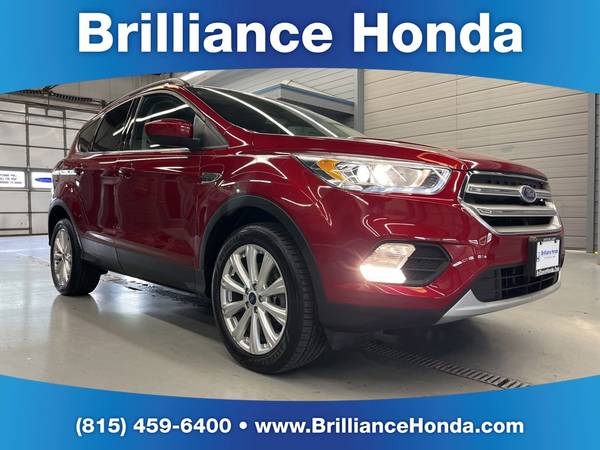 Ford Escape with VIN: 1FMCU9HD5KUA92789