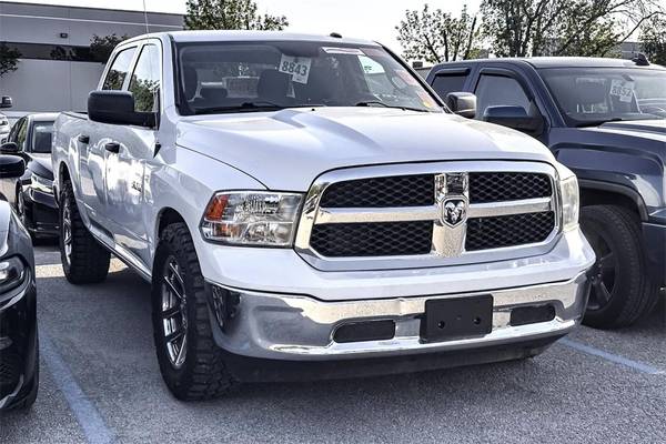 Ram 1500 Classic with VIN: 3C6RR6KG9NG388334