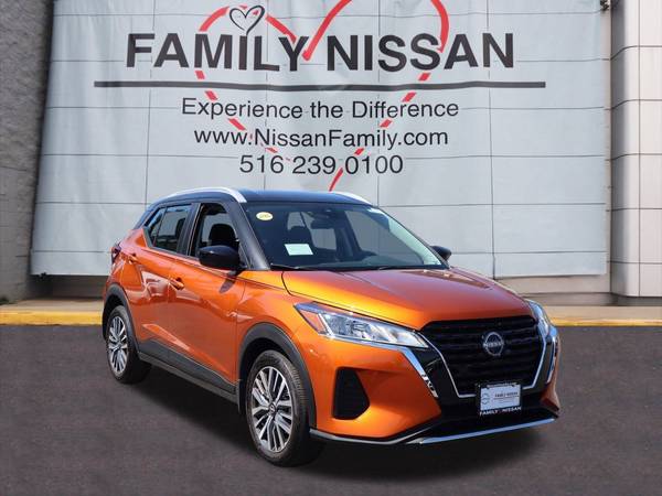 Nissan Kicks with VIN: 3N1CP5CV3RL554942