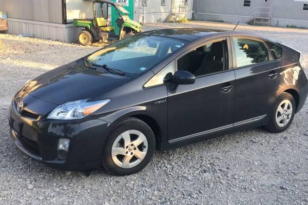 2010 Toyota Prius III Hybrid Hatchback