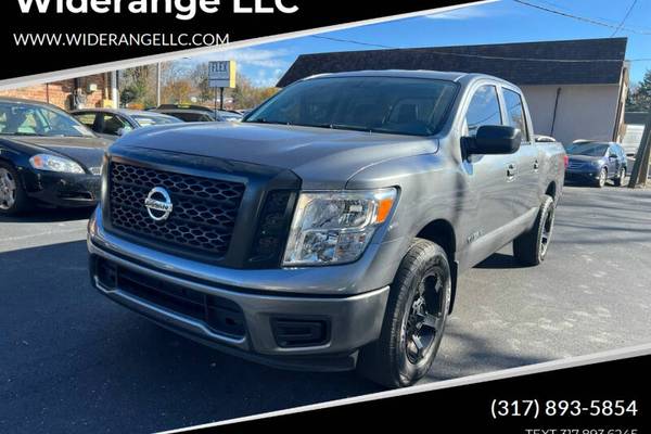 2018 Nissan Titan S  Crew Cab