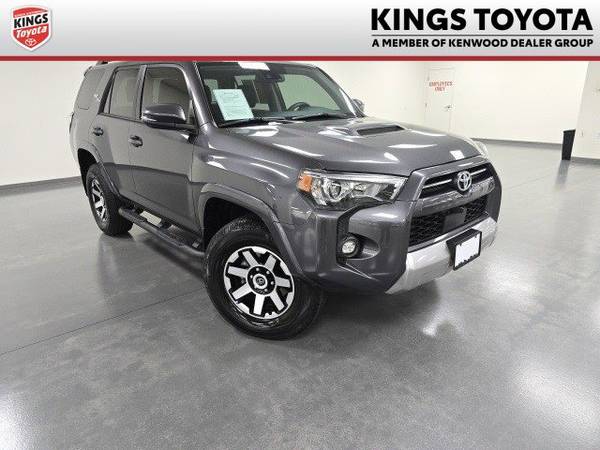 Toyota 4Runner with VIN: JTERU5JR7N5973257