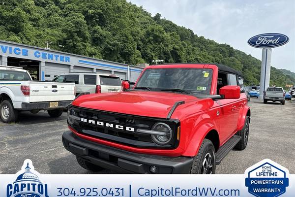 2024 Ford Bronco Outer Banks