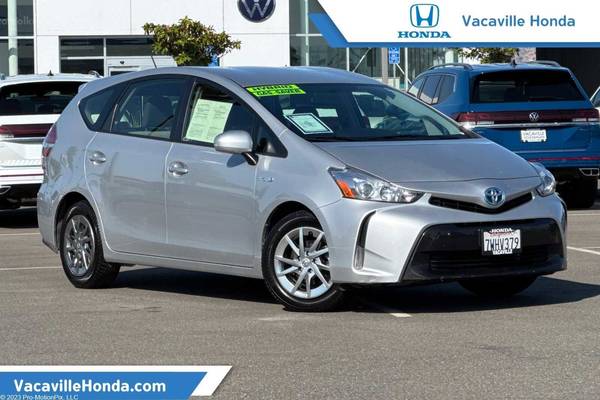 Toyota Prius v with VIN: JTDZN3EU1HJ059053