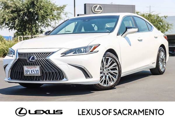 Lexus ES 300h with VIN: JTHB21B17K2003904